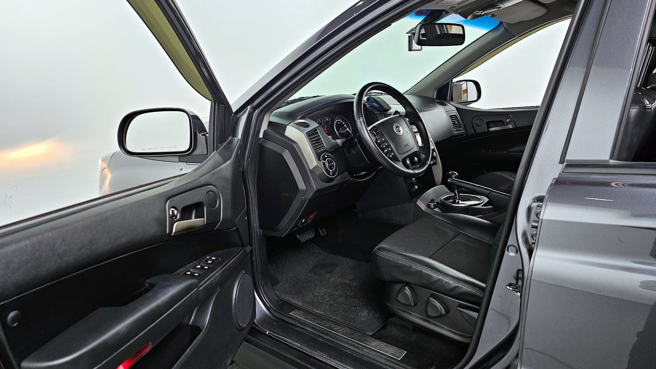 SSANGYONG KORANDO SPORTS 2012