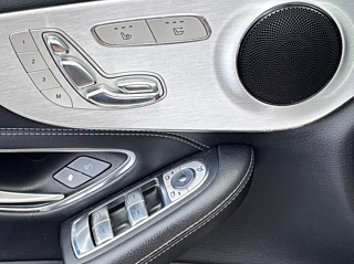 MERCEDES BENZ C-CLASS W205 2017