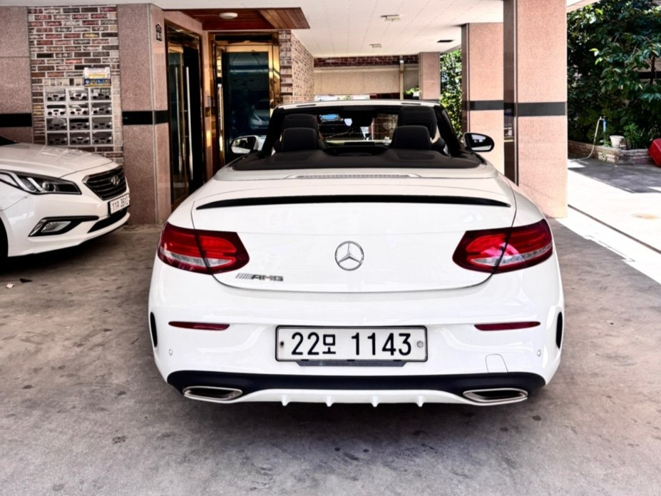 MERCEDES BENZ C-CLASS W205 2017