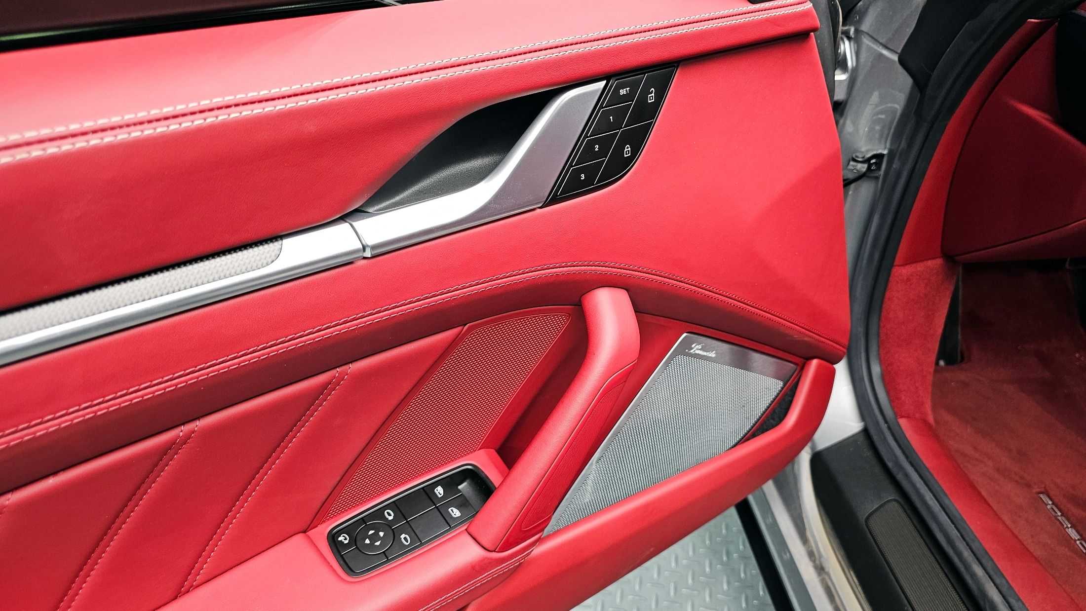 PORSCHE 911 992 2023