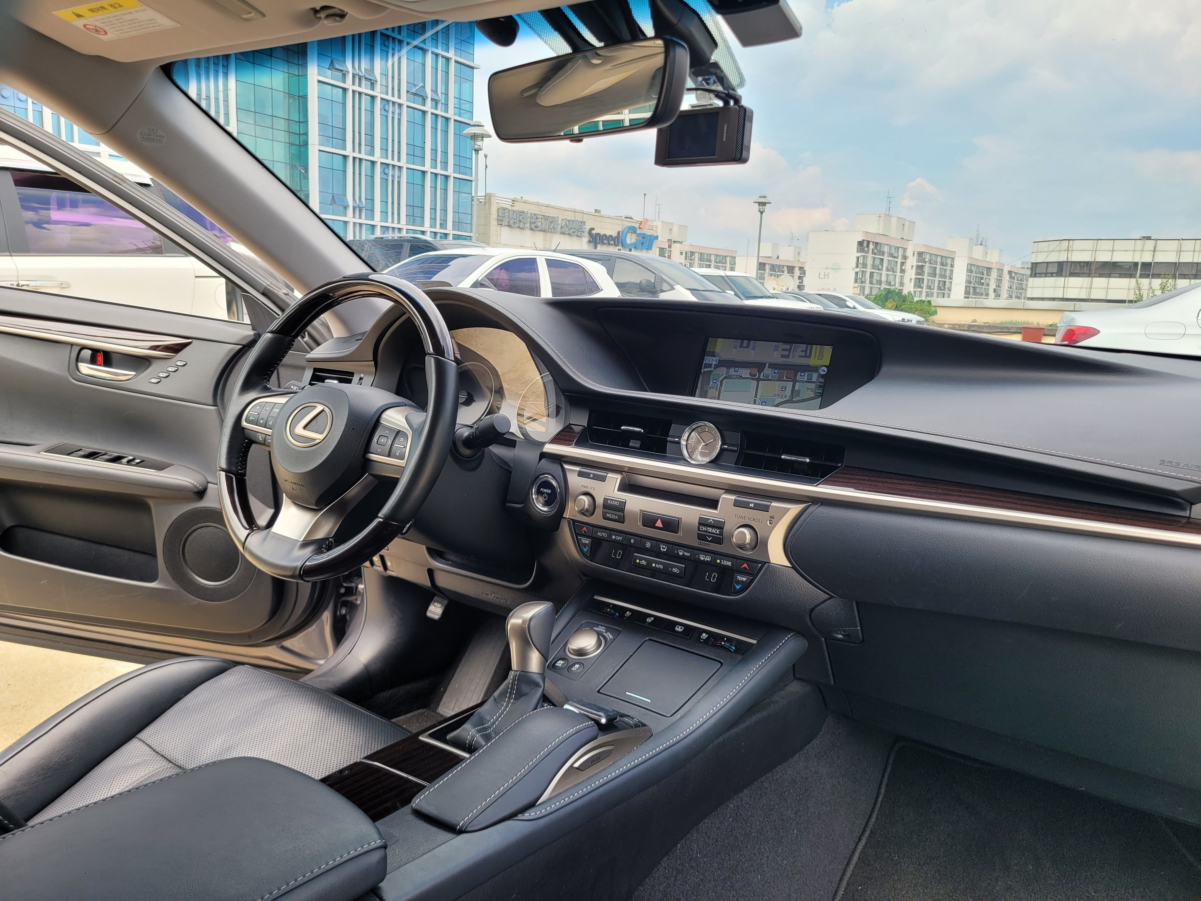 LEXUS ES300H 2017