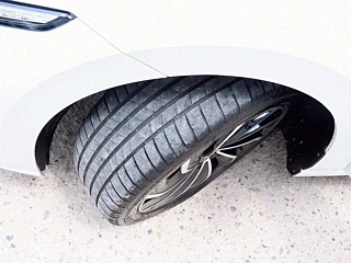 VOLKSWAGEN GOLF 2024