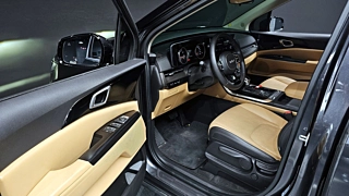 KIA CARNIVAL  4 GENERATION Gasoline 9 Seater Prestige 2023