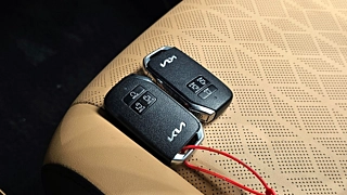 KIA CARNIVAL  4 GENERATION Gasoline 9 Seater Prestige 2023