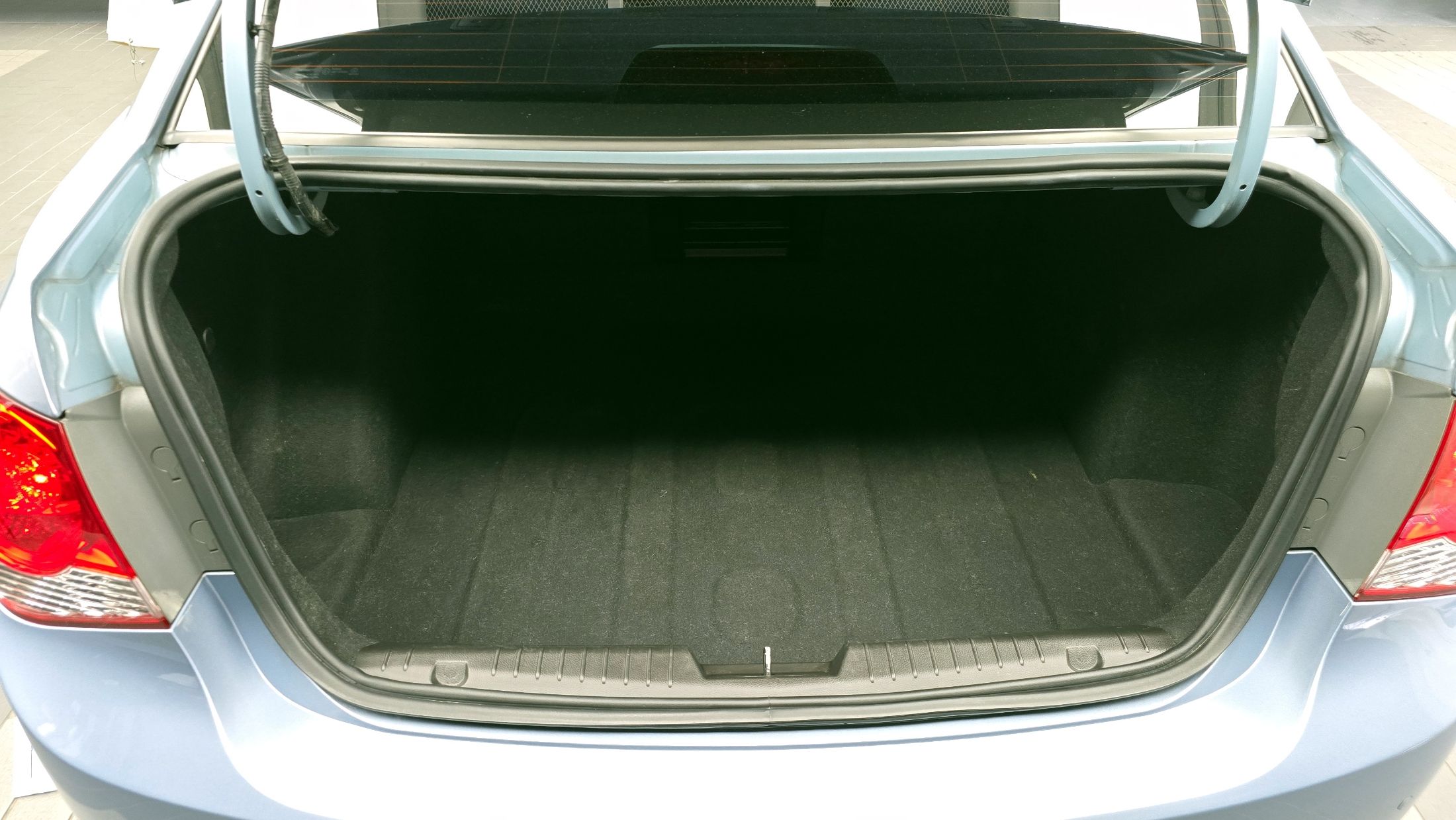 DAEWOO LACETTI PREMIER 2010