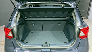 HYUNDAI VENUE 2023