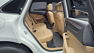 PORSCHE MACAN 2017