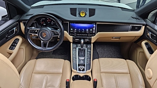 PORSCHE MACAN 2017