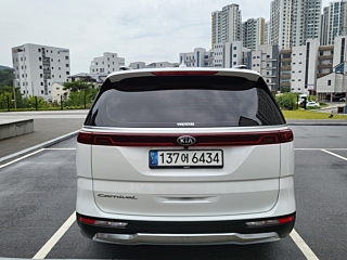 KIA CARNIVAL 2021