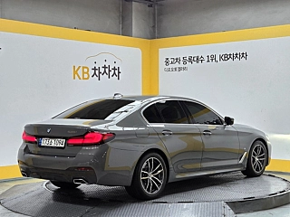 BMW 5-SERIES G30  2021