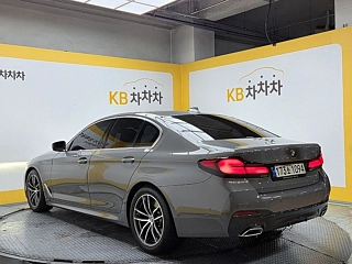 BMW 5-SERIES G30  520i M Sport 2021