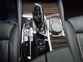 BMW 5-SERIES G30  520i M Sport 2021