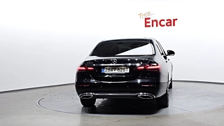 MERCEDES BENZ E-CLASS W213 2021