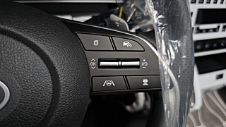 HYUNDAI STARIA 2025