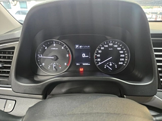 HYUNDAI AVANTE AD 2016