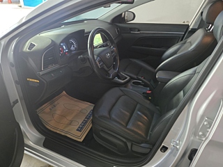 HYUNDAI AVANTE AD 2016