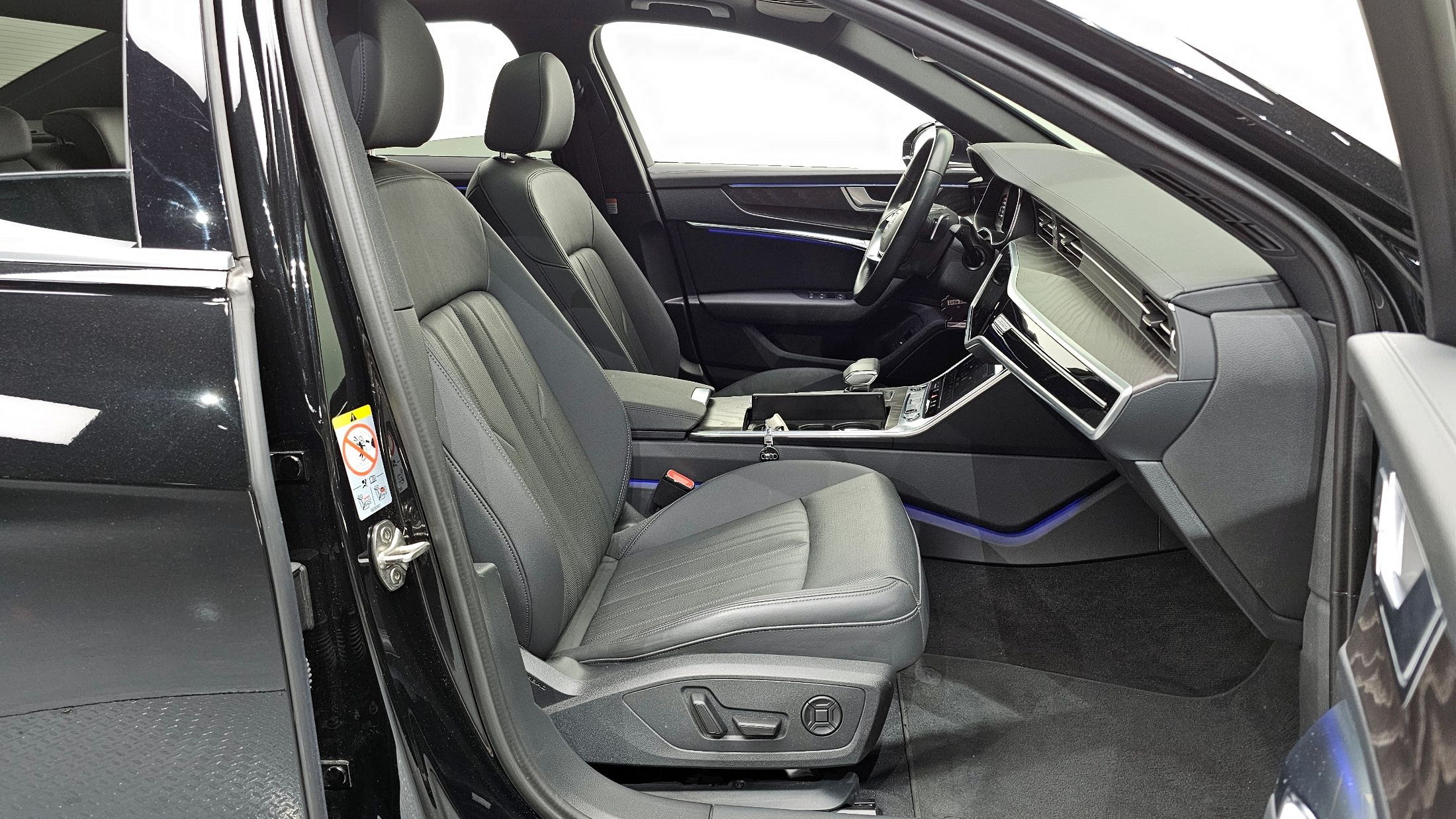 AUDI A6 C8 2023