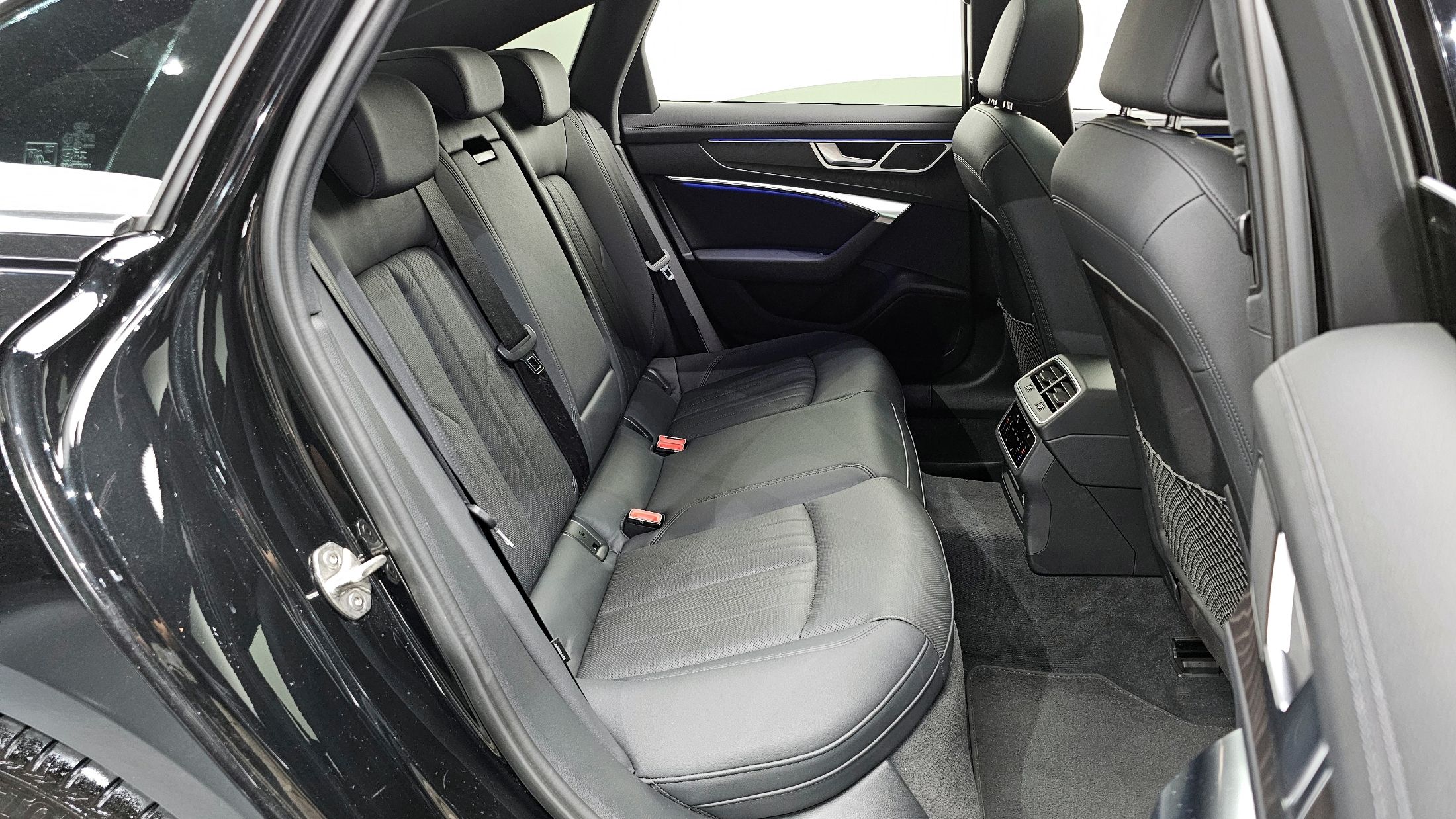 AUDI A6 C8 2023