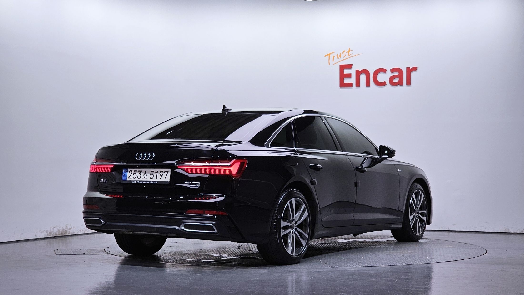 AUDI A6 C8 2023