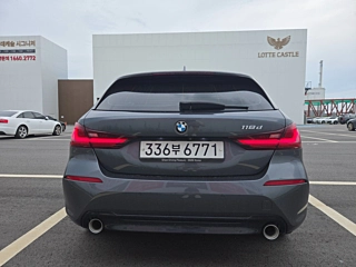 BMW 1-SERIES F40  118d Sport 2021