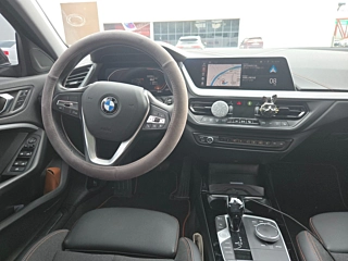 BMW 1-SERIES F40  118d Sport 2021