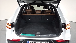 GENESIS GV70 2025