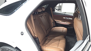 GENESIS GV70 2025