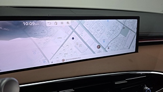 GENESIS GV70 2025