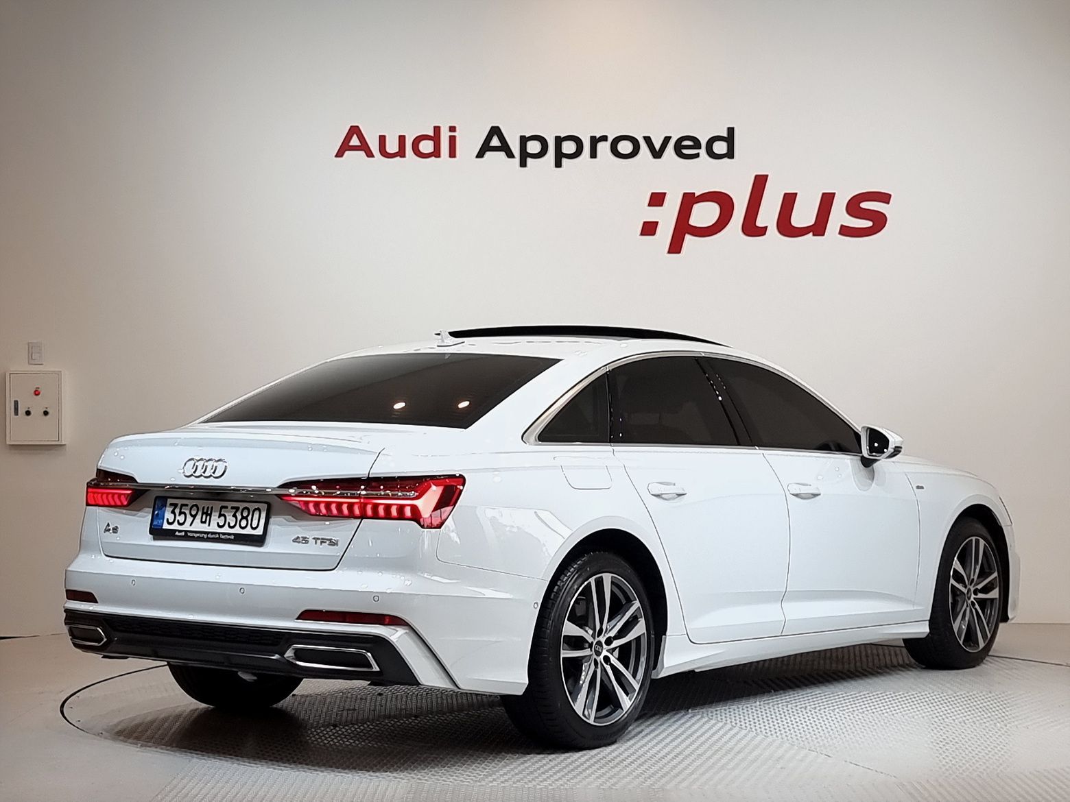 AUDI A6 C8 2023