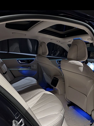 MERCEDES BENZ E-CLASS W214  E350e 4MATIC 2025