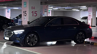 MERCEDES BENZ E-CLASS W214  E350e 4MATIC 2025