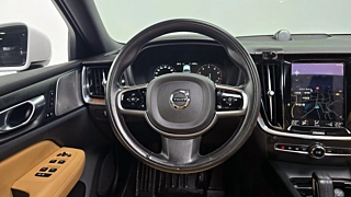 VOLVO V60 CROSS COUNTRY 2021