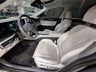 HYUNDAI GRANDEUR GN7 2025