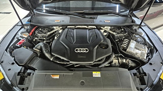 AUDI A7 4K 2021