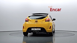 HYUNDAI VELOSTER 2017