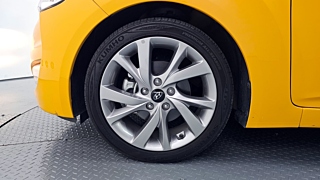 HYUNDAI VELOSTER 2017