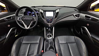 HYUNDAI VELOSTER 2017