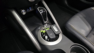HYUNDAI VELOSTER 2017