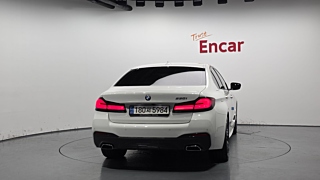 BMW 5-SERIES G30 2022