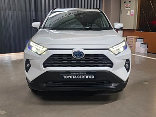 TOYOTA RAV4 2024