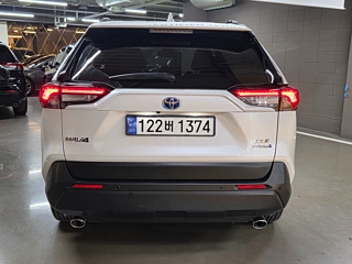 TOYOTA RAV4 2024