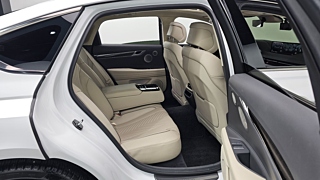 GENESIS G80 RG3 2022