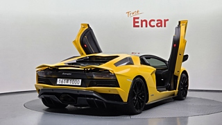 LAMBORGHINI AVENTADOR 2017