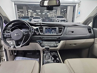 KIA CARNIVAL 2016