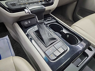 KIA CARNIVAL 2016