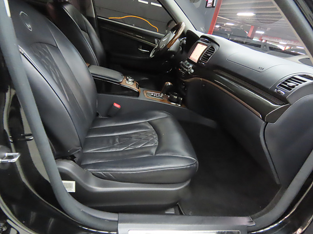 SSANGYONG CHAIRMAN W 2016