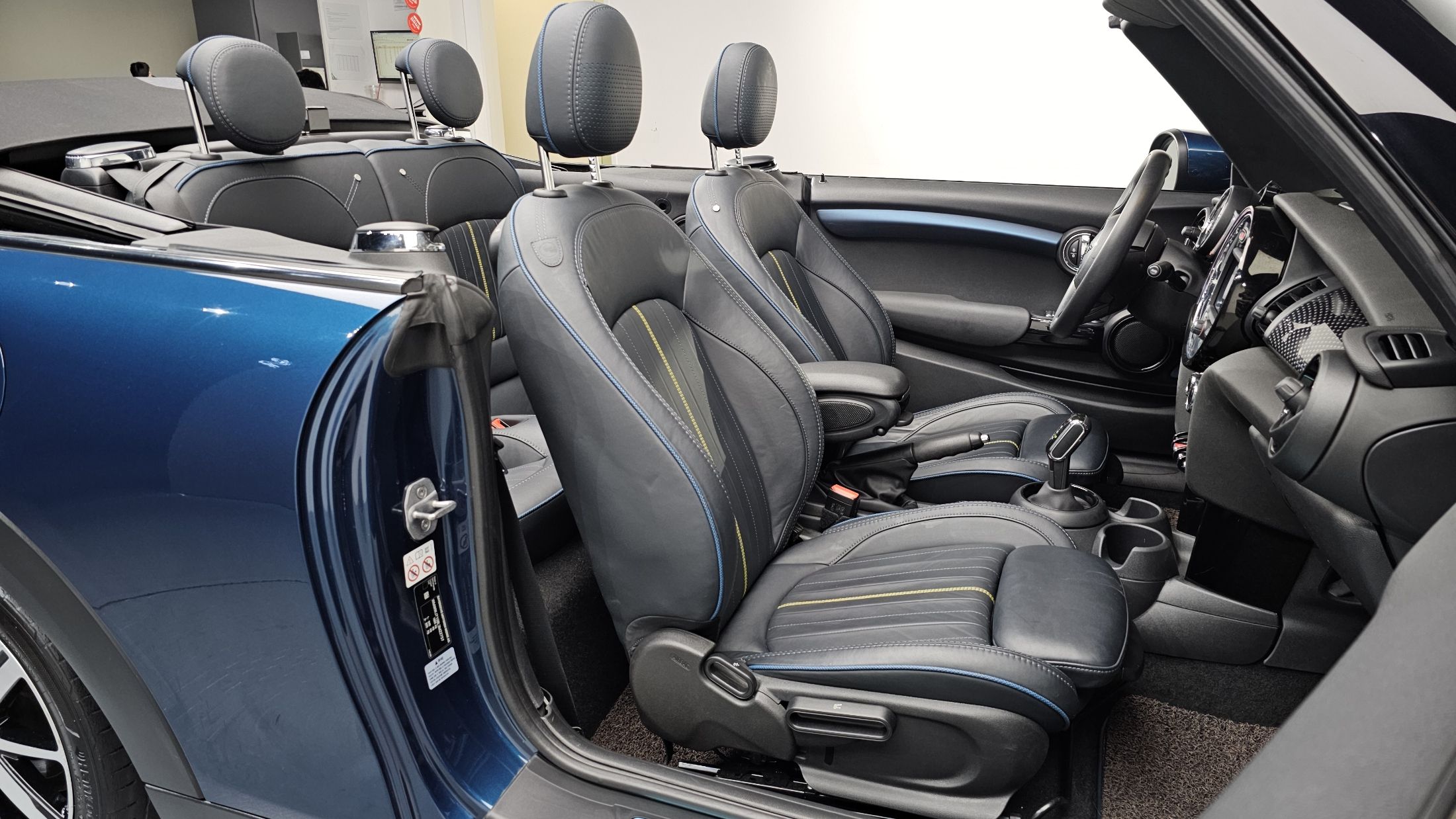 MINI COOPER CONVERTIBLE 2020