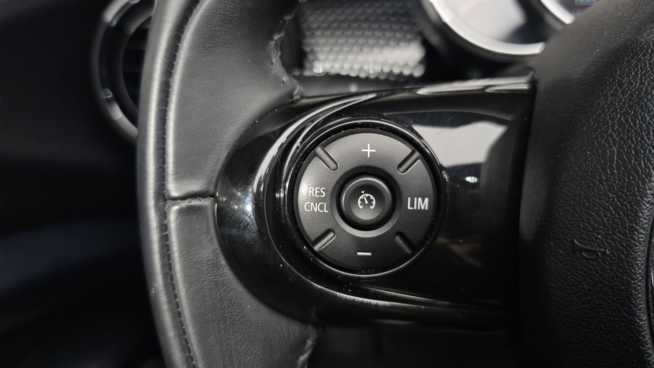 MINI COOPER CONVERTIBLE 2020