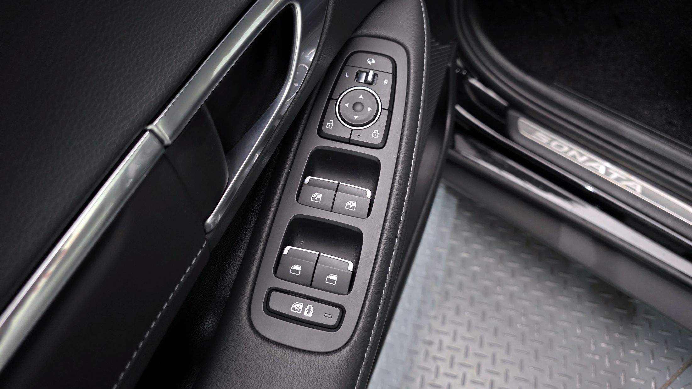 HYUNDAI SONATA HYBRID DN8 2023