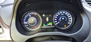 HYUNDAI GRANDEUR HG HYBRID 2016